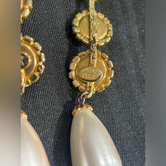 Vintage Signed Lawrence VRBA Faux Pearl Rhinestone 3.5 Dangle Pierced Earrings - Picture 6 of 16